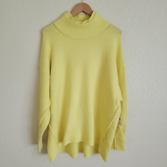 FREE PEOPLE After glow Mock Neck Oversized Sweater - Picture 5 of 6